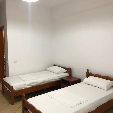 Center Pirro Apartmán